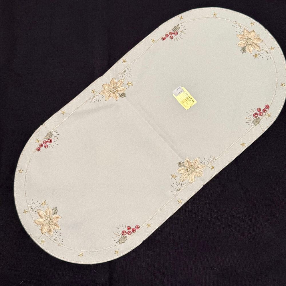 German Embroidered Christmas Table Runner Place Mat Poinsettia 11x22 Gold Thread - Picture 3 of 7